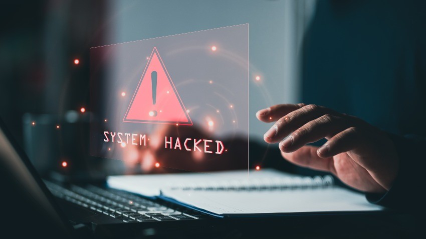 Hackerangriff-Symbolbild - Gefahrenmeldeanlagen für Brand, Einbruch und Überfall